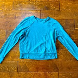 Lululemon Crop Sage Green Sweatshirt Size Small